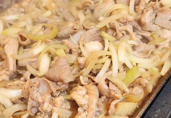 みのり 鉄板で焼くもつ焼き